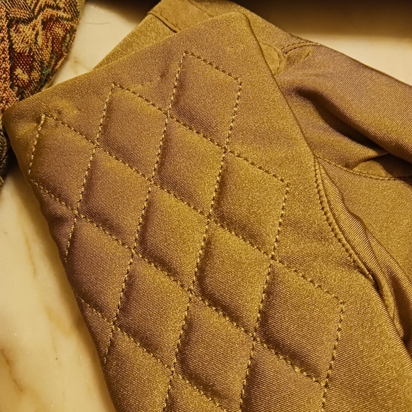 NWOT Isotoner Taupe Driving Gloves, Size Medium - Picture 3 of 7